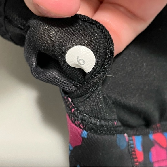 Lululemon Clip-In Long Line Bra Dandy Digie Multi Black Rare - Picture 14 of 16